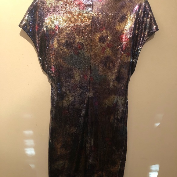 Womens dress - Picture 4 of 12